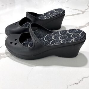 Crocs | Women’s Frances Black Wedge Clogs Summer Sandals Size 10